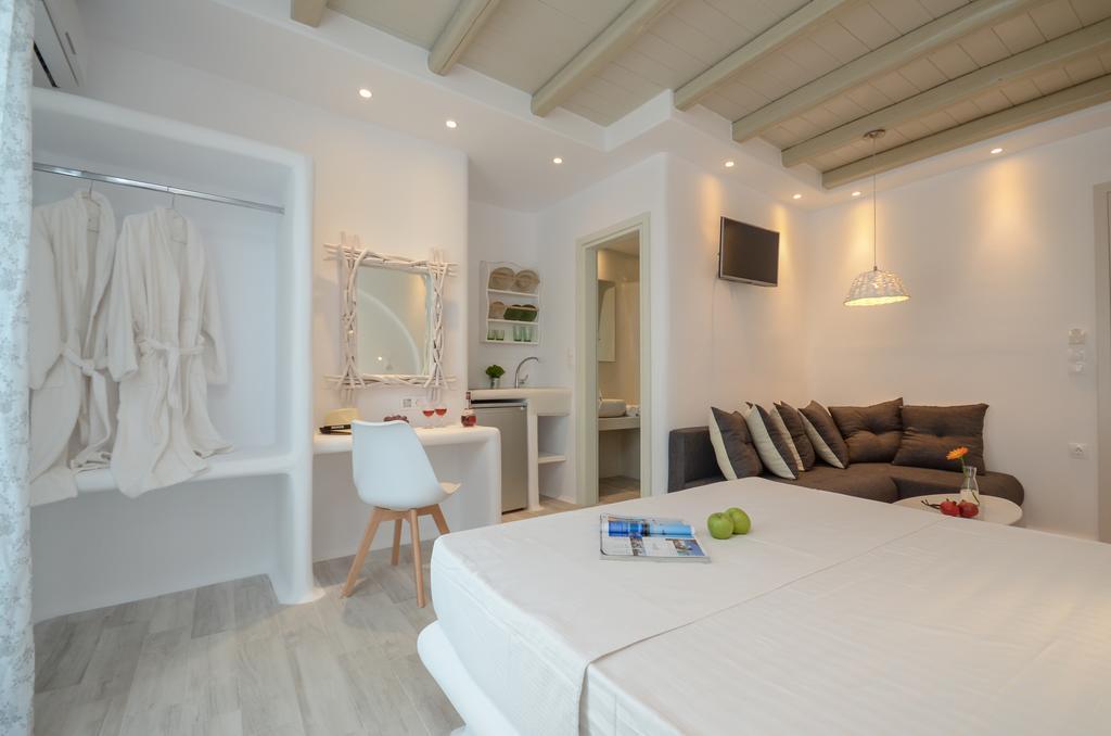 Naxian Spirit Suites & Apartments Agia Anna  Exterior photo